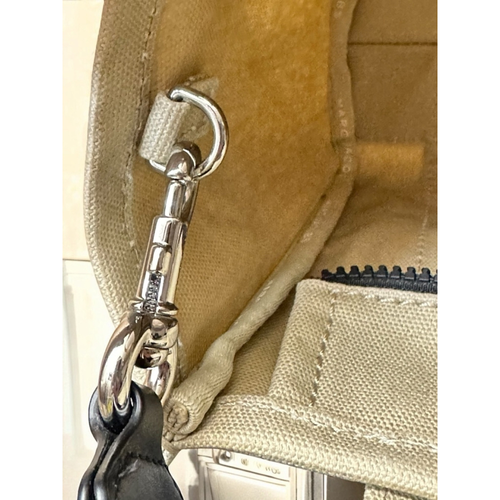 Marc Jacobs small tote - Picture 2 of 6